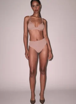 Le Stretch Micro Triangle Bra