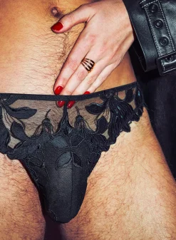 Men's Lily Embroidery Thong