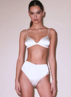 Molded Luxe Triangle Bra