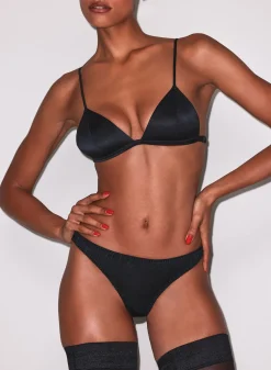 Molded Luxe Triangle Bra