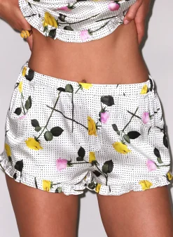 Ruffle Short