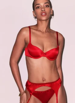 Seamless Luxe Balconette Bra