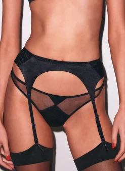 Top Stitch Garter Belt